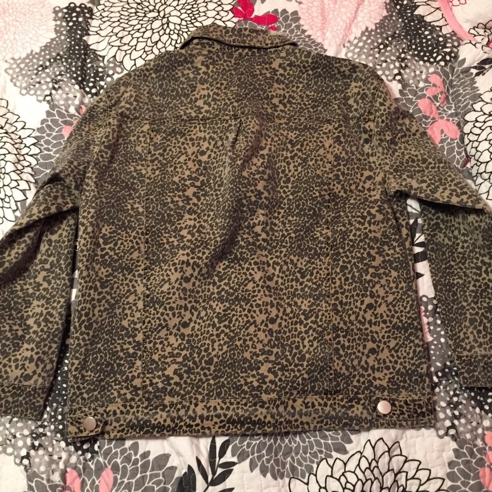 NWT Ashley Mason Distressed Leopard Print Jacket medium black tan animal - Picture 3 of 7